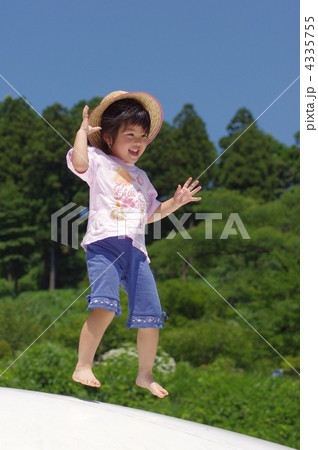 女の子 4335755