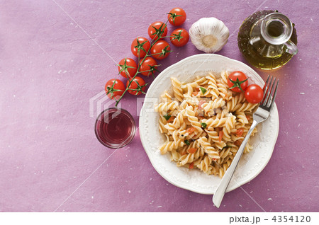 Pasta Pasta 4354120