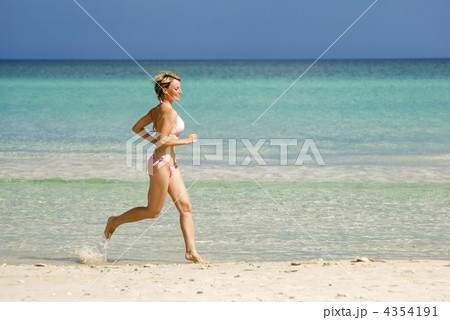 beach 4354191