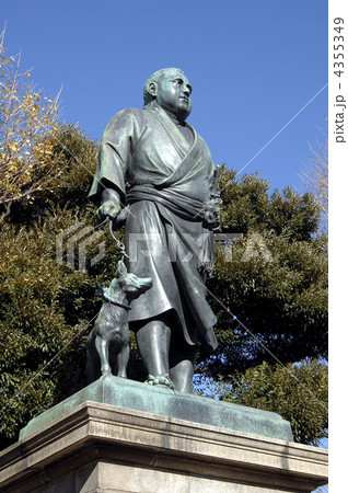 上野の西郷隆盛の銅像 4355349