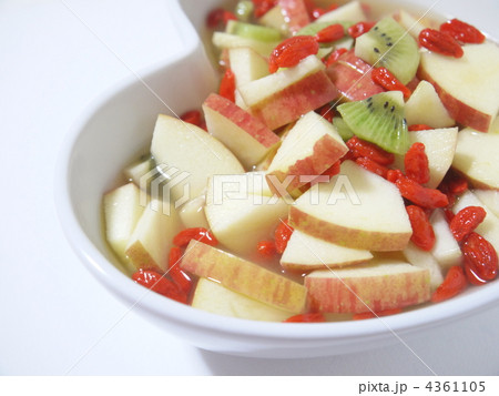 クコの実入りフルーツパンチ 4361105