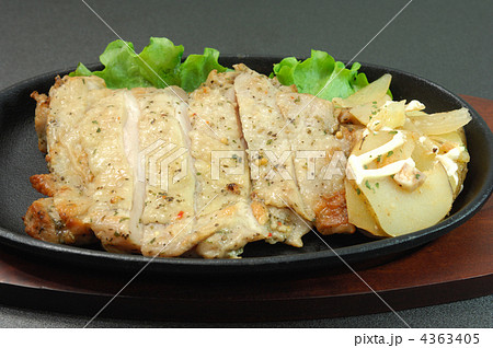 おいしいバジルソースチキン おいしいバジルソースチキン 4363405
