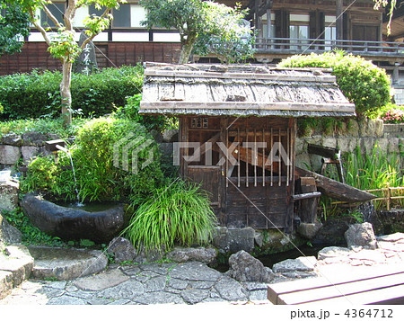 水の町　郡上八幡の水路 4364712