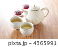 緑茶と和菓子 4365991