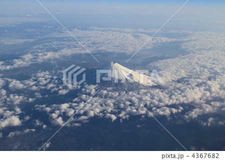 上空から撮影した富士山 4367682
