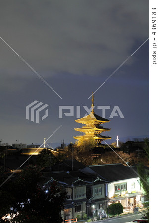東山花灯路　八坂の塔 4369183