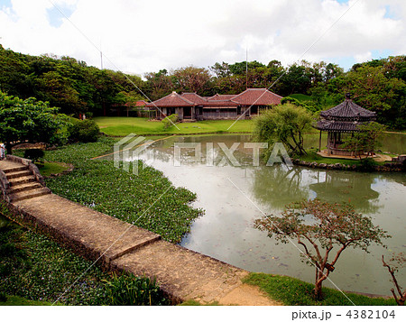 世界遺産　沖縄・識名園 4382104