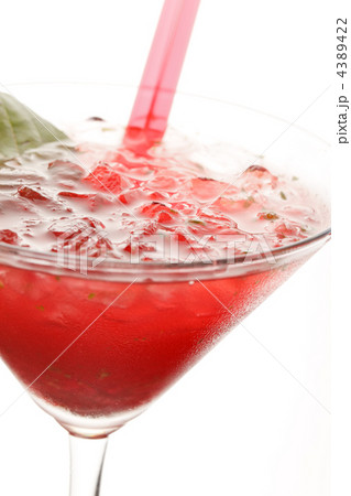 strawberry cocktail strawberry cocktail 4389422