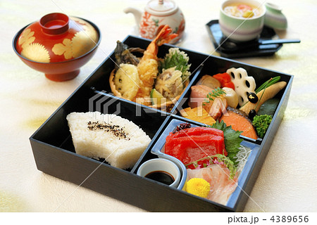 松花堂弁当 松花堂弁当 4389656