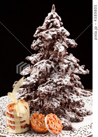 Chocolate Christmas tree 4389805
