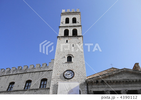 アッシジ　ポポロの塔（カピターノ・デル・ポポロ館） 4390112