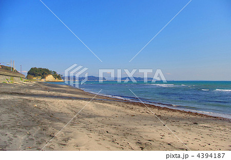 鎌倉 七里ヶ浜の海岸と稲村ヶ崎 鎌倉 七里ヶ浜の海岸と稲村ヶ崎 4394187