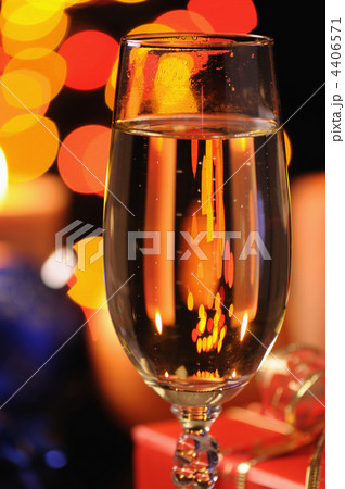 Wineglass with a champagne Wineglass with a champagne 4406571