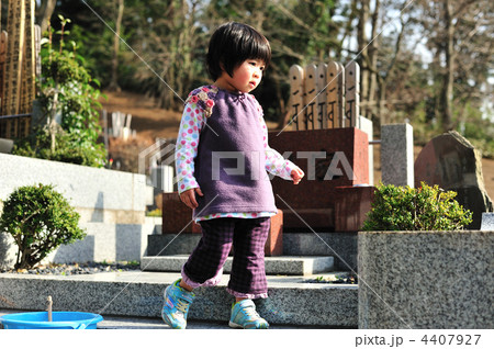 お墓参り１８８９９ 4407927