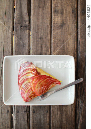 スライスりんごのアップルピザ　焼き菓子 4408824