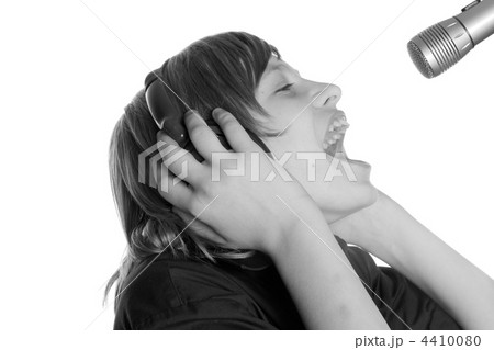 teenager in ear-phones 4410080