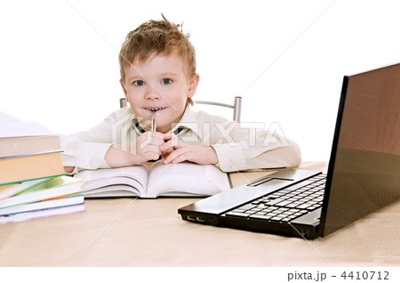 pupil with pen pupil with pen 4410712