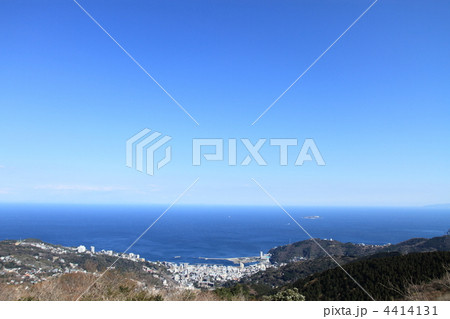 伊豆スカイラインからの初島 4414131