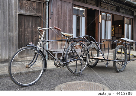 リヤカー自転車の写真素材 [4415389] - PIXTA