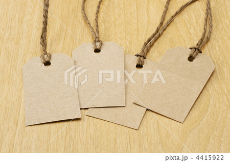 複数のタグ 4415922