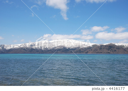 春の屈斜路湖 4416177