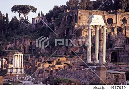 フォロ・ロマーノ 4417059