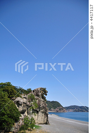 三重県熊野市の獅子岩 4417117