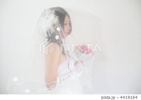 ウエディングドレス 4419164