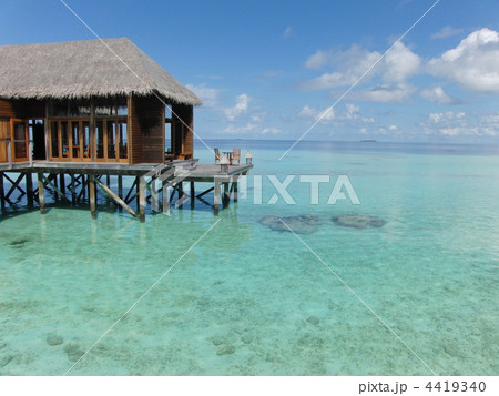 モルディブの水上レストラン 4419340