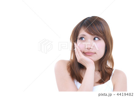 若い女性 4419482