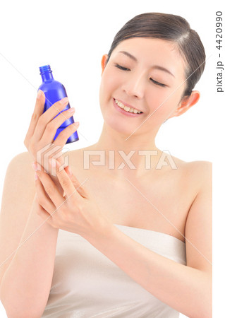 4420990