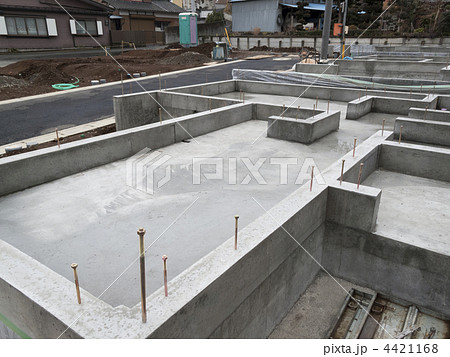 住宅の基礎 4421168