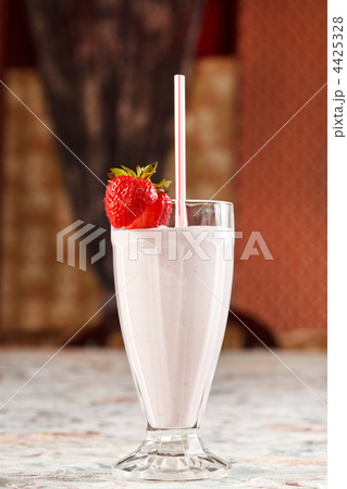 strawberry smoothie strawberry smoothie 4425328