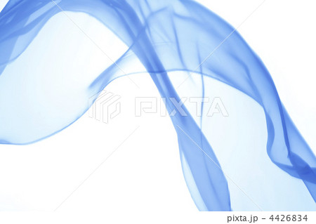 揺れる柔らかい布 4426834