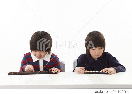 4430555