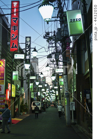 仙台・虎屋横丁 4432050