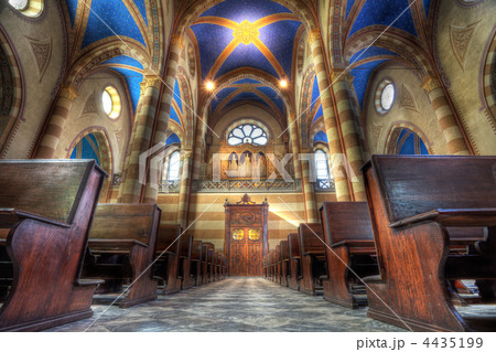 San Lorenzo cathedral interior. 4435199