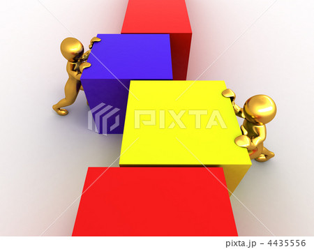 Men with cubes. Teamwork 4435556