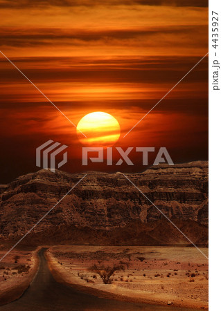 Sunset in desert. 4435927