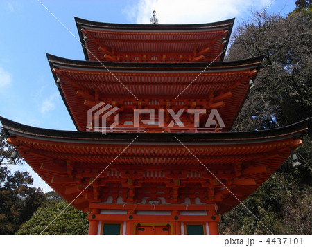 竹生島　宝厳寺三重塔 4437101