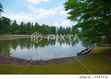 毛越寺の大泉が池 毛越寺の大泉が池 4445432