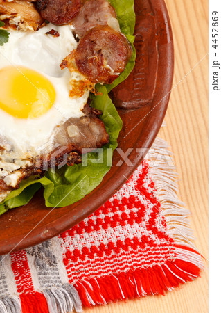 sausage and eggs for breakfast 4452869