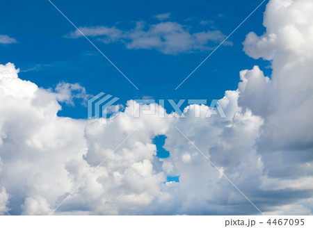 clouds in the blue sky clouds in the blue sky 4467095