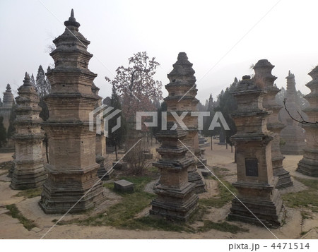 河南省登封 世界遺産 少林寺 塔林 河南省登封 世界遺産 少林寺 塔林 4471514
