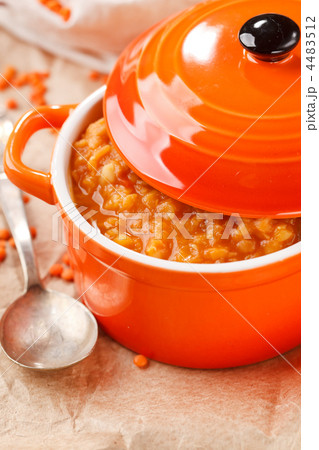 fresh lentil soup 4483512