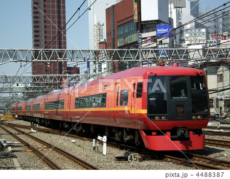 きぬがわ4号　253系　新宿駅 4488387