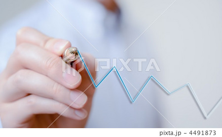 成長性を描くビジネスマン 4491873