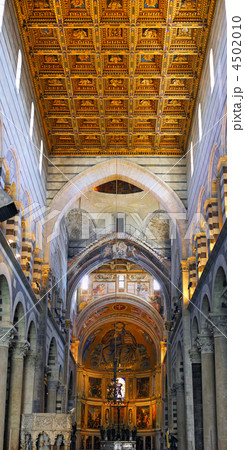 Interior of cathedral Duomo in Pisa, Italy Interior of cathedral Duomo in Pisa, Italy 4502010