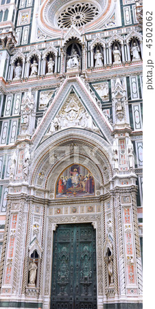 Duomo Santa Maria Del Fiore , Main Gates. Italy 4502062