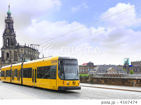 Urban life of Dresden,  speed Tram 4507474
